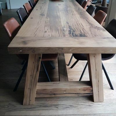 Tafel van Oud Eiken | Gordes